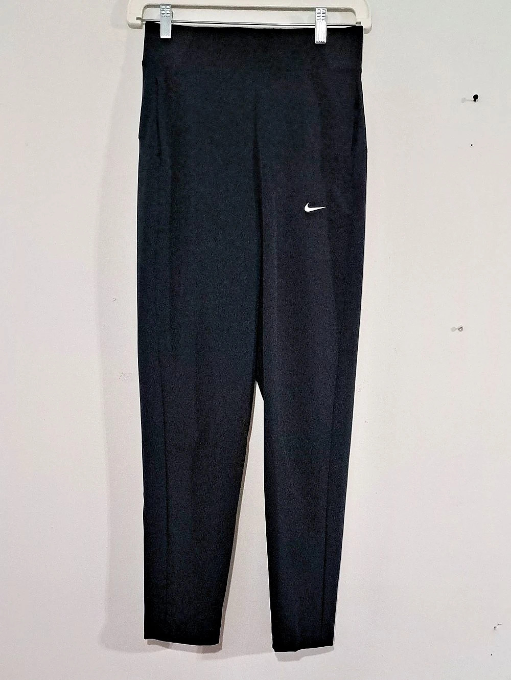 Nike Dri-FIT Black Leggings Size Small Like New